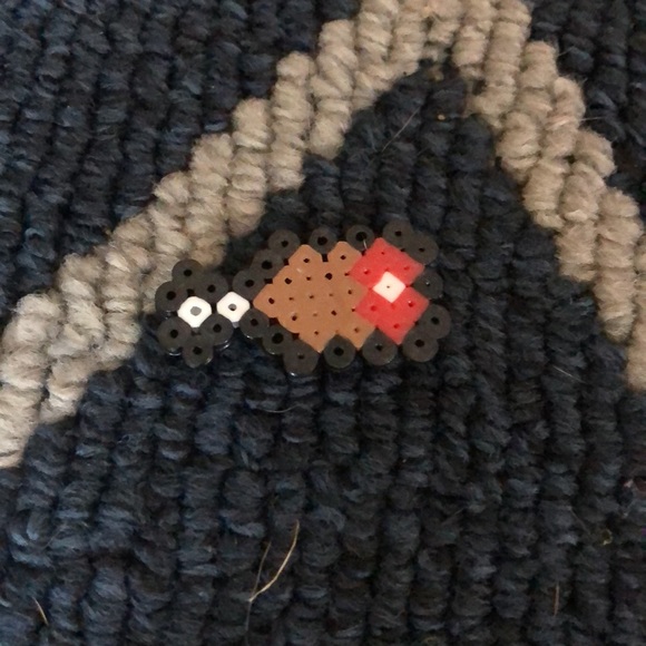 Bracelets - Picture 12 of 17